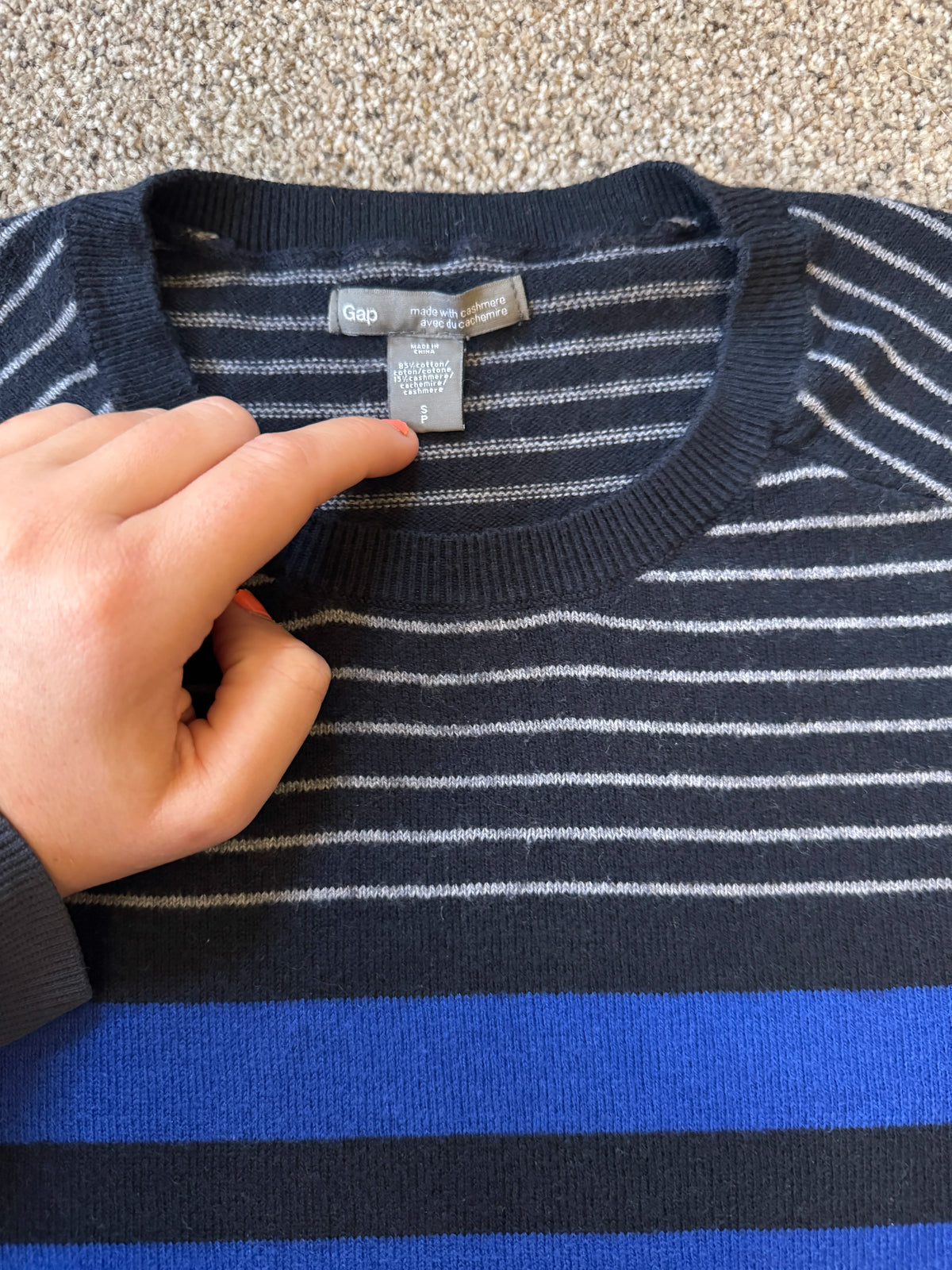 Small Gap Navy Jumper
