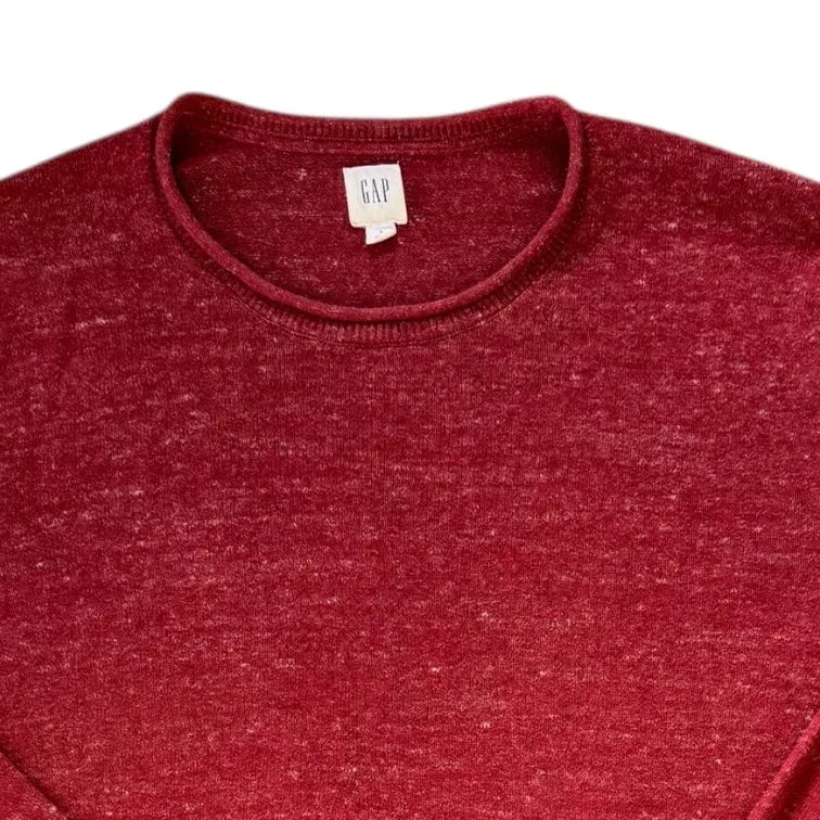 <p>Large Gap Red Thin Jumper</p>