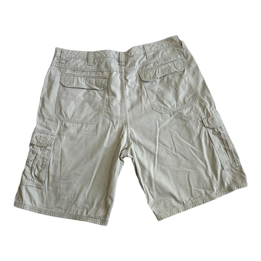 40" Wrangler Beige Cargo Shorts