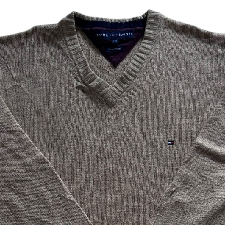 Large Tommy Hilfiger Beige Lambswool V-Neck Knitted Jumper