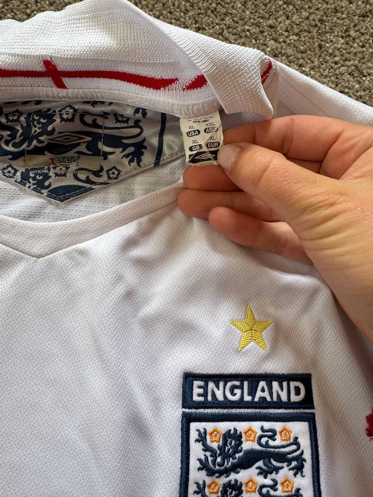 2005-07 Extra large Umbro White England Football Shirt