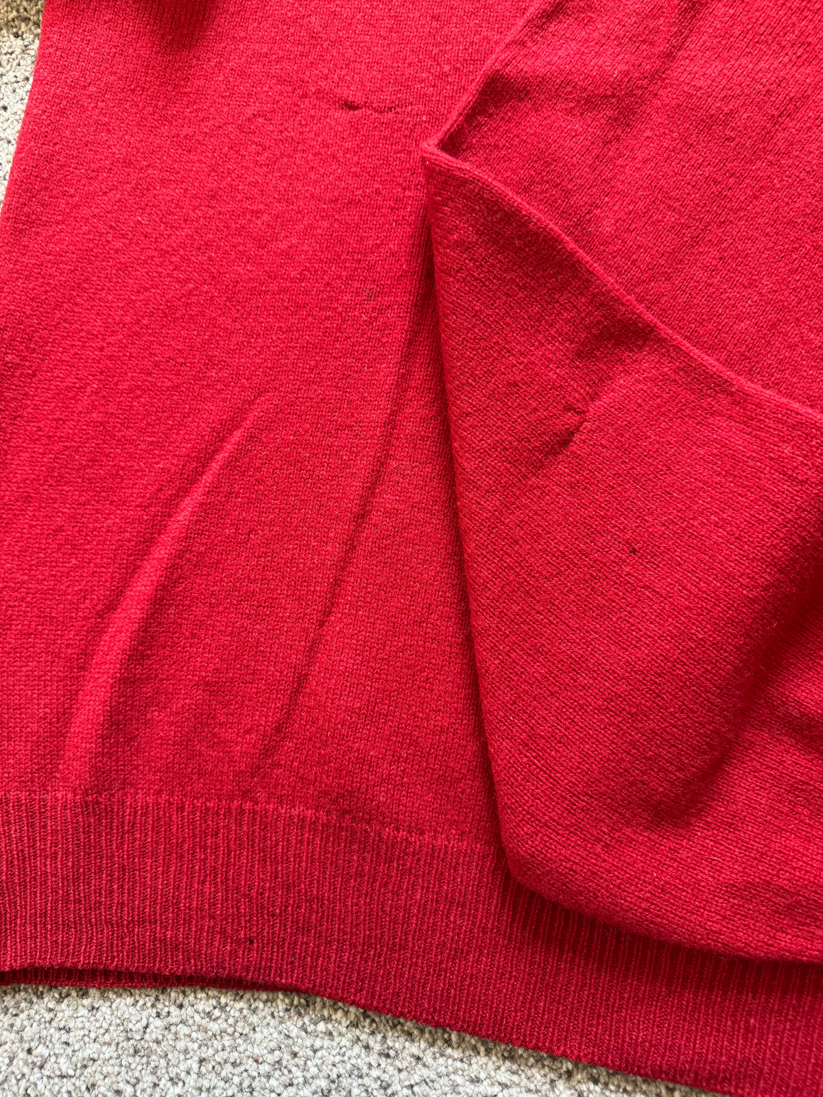 Large Gant Red Wool Knitted Jumper - Repaired/damaged