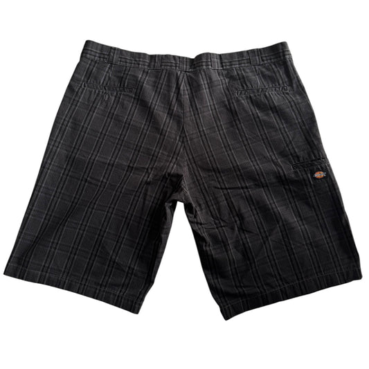 Size 48 Dickies Black Checkered Shorts