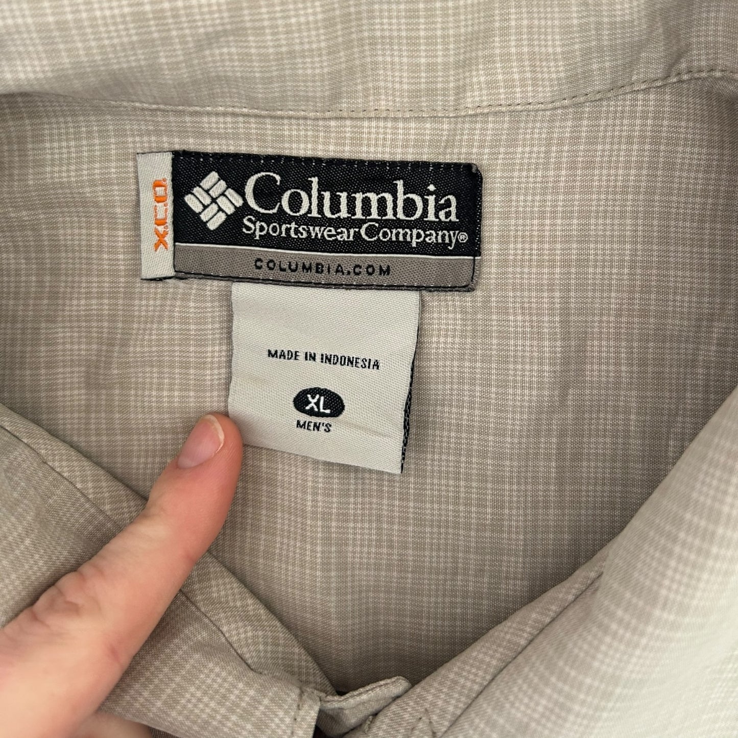 Extra Large Columbia Beige Shirt