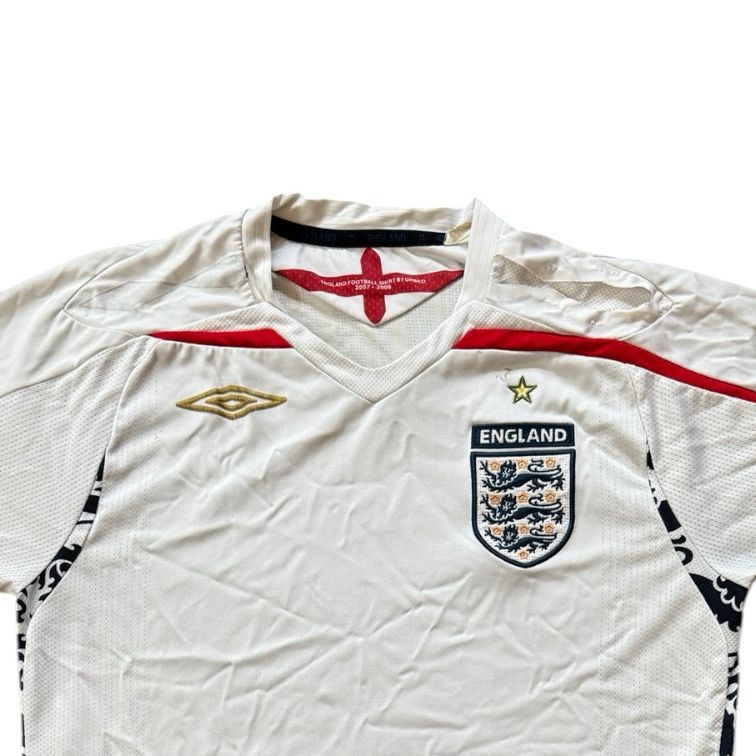 2007-09 Small White Umbro Football Shirt