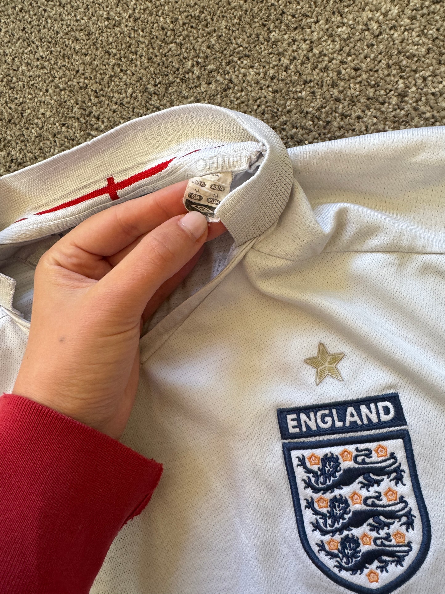 2005-07 Medium Umbro White England Football Shirt