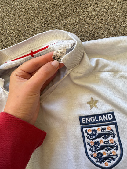 2005-07 Medium Umbro White England Football Shirt