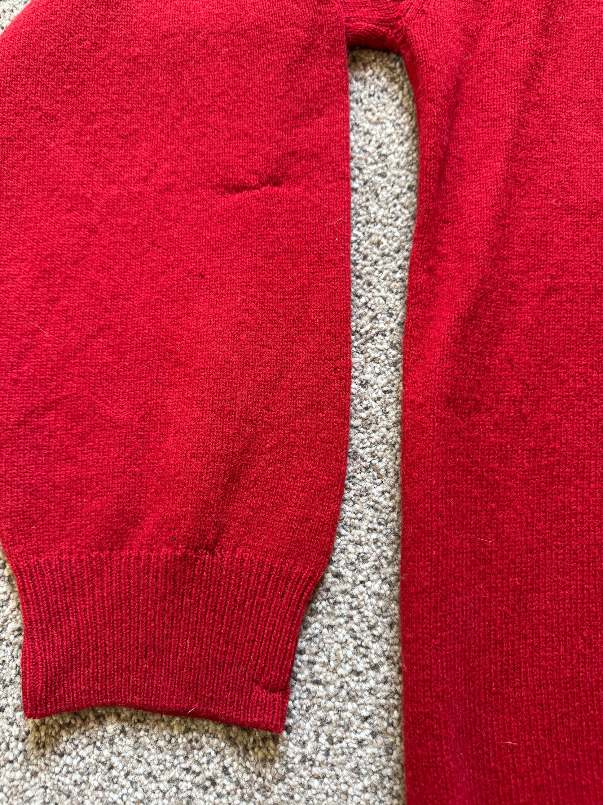 Large Gant Red Wool Knitted Jumper - Repaired/damaged