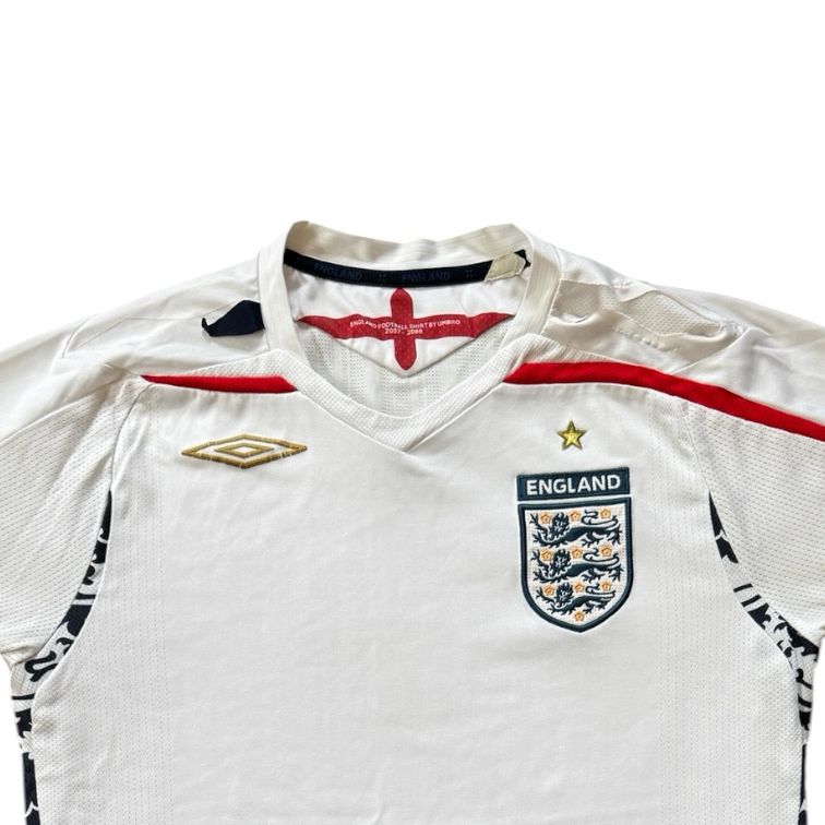 2007-09 Small Umbro White England Football Shirt