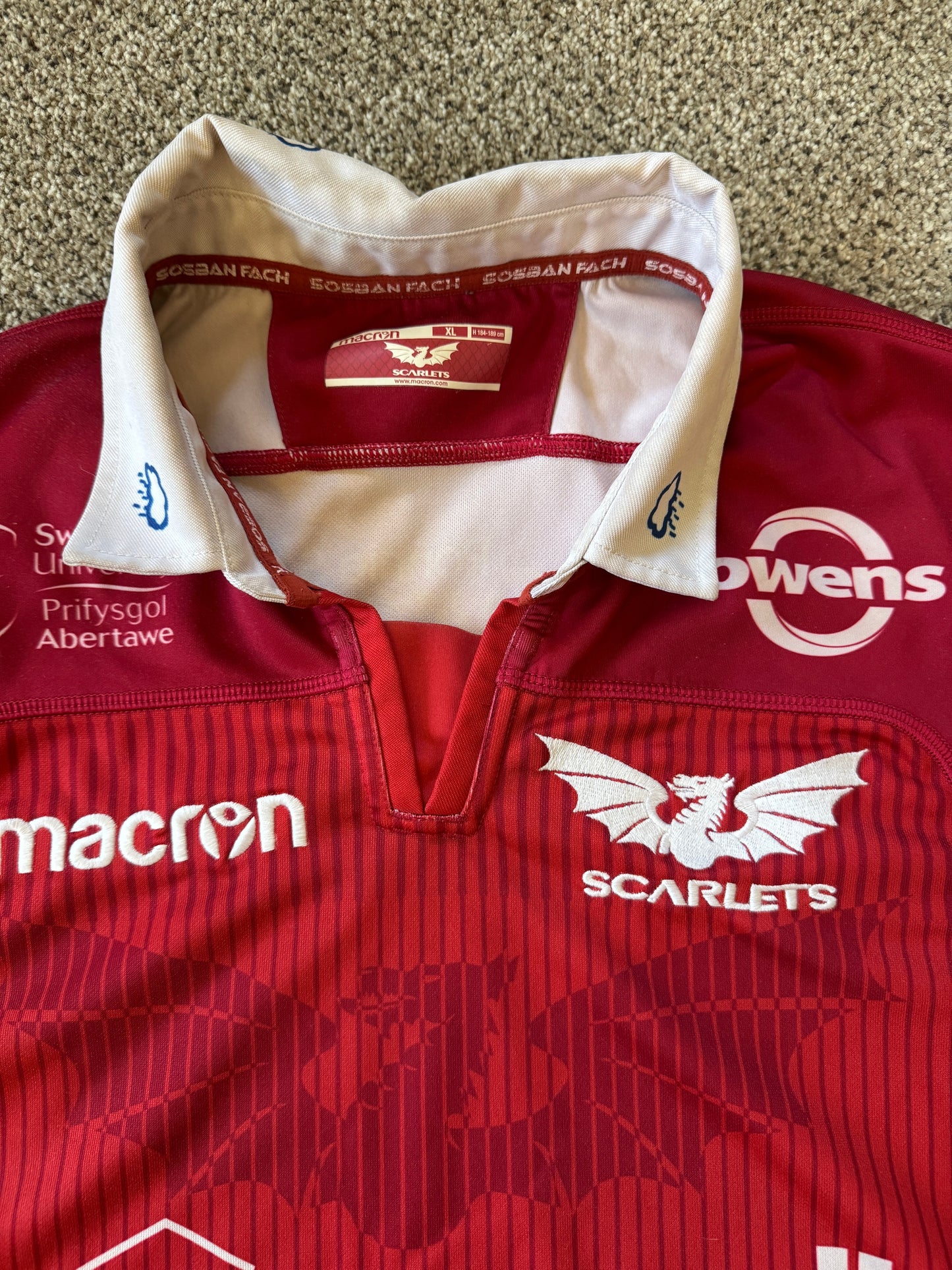 Extra large 2018 Macron Red Scarletts Rugby Shirt