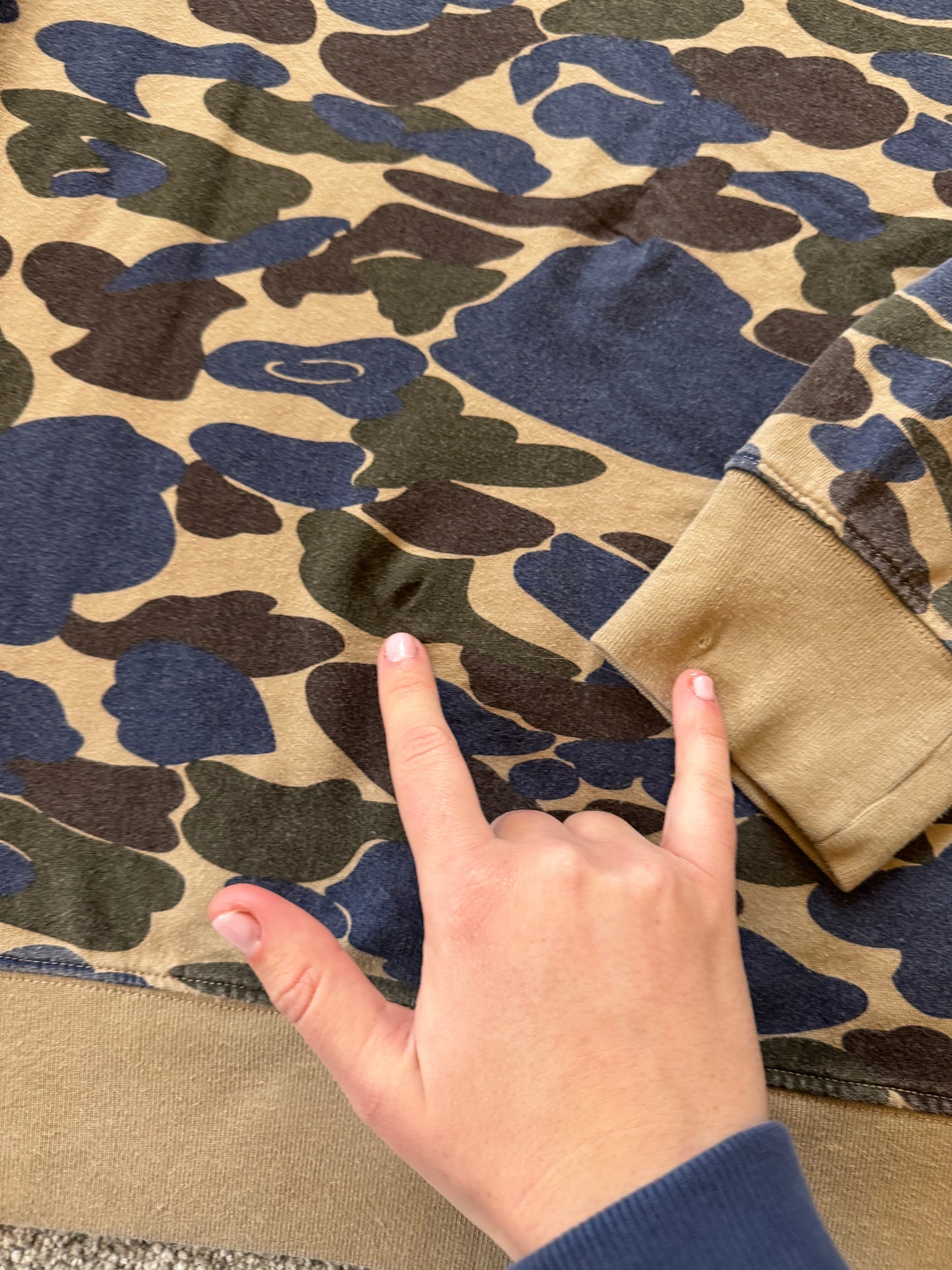 Small Carhartt Camo Sweatshirt