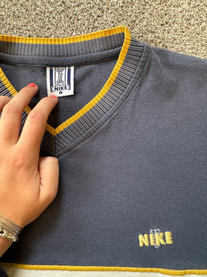 Large Nike Vintage Navy T-Shirt