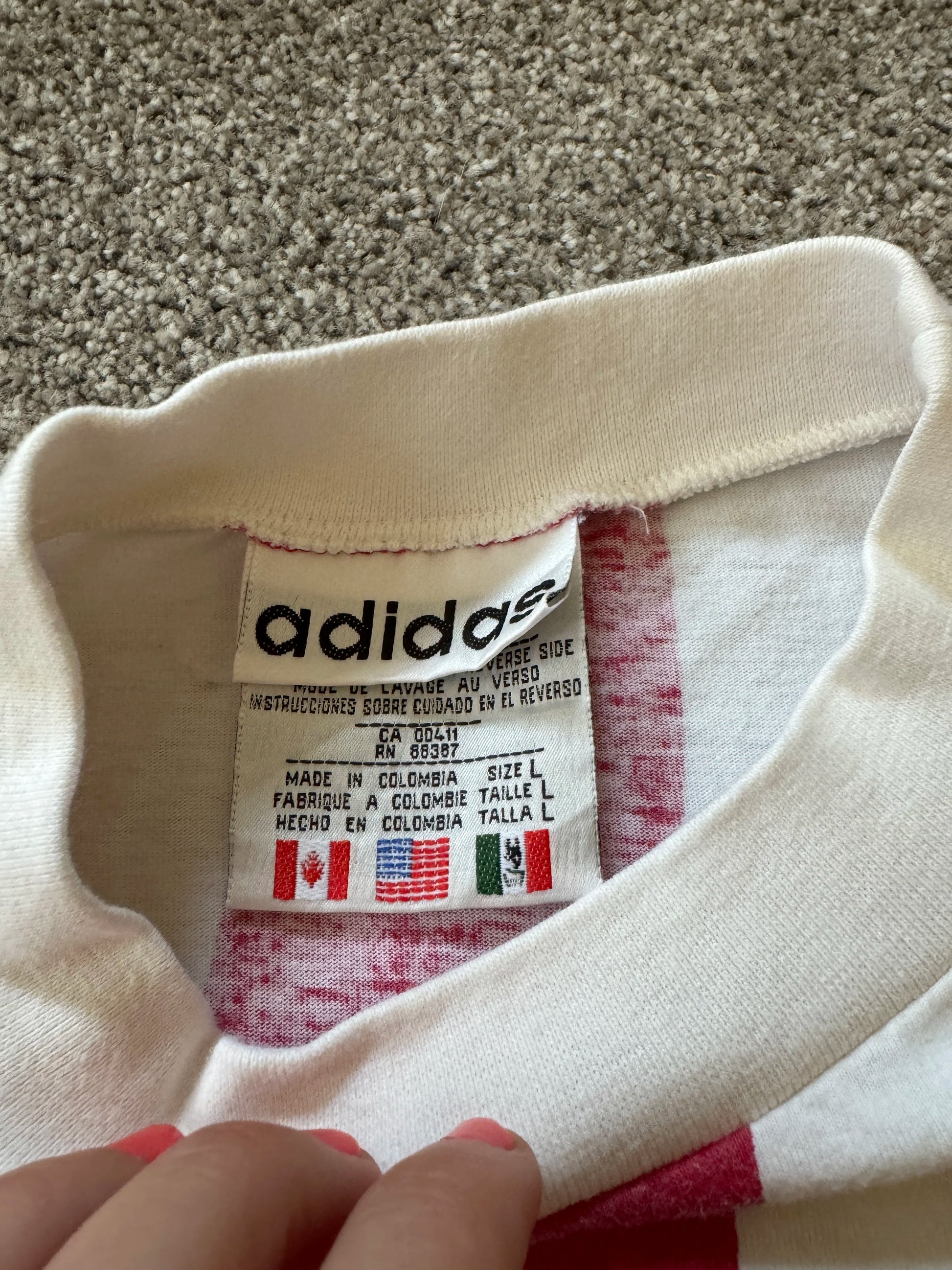 Large Adidas 1994 USA World Cup T-Shirt