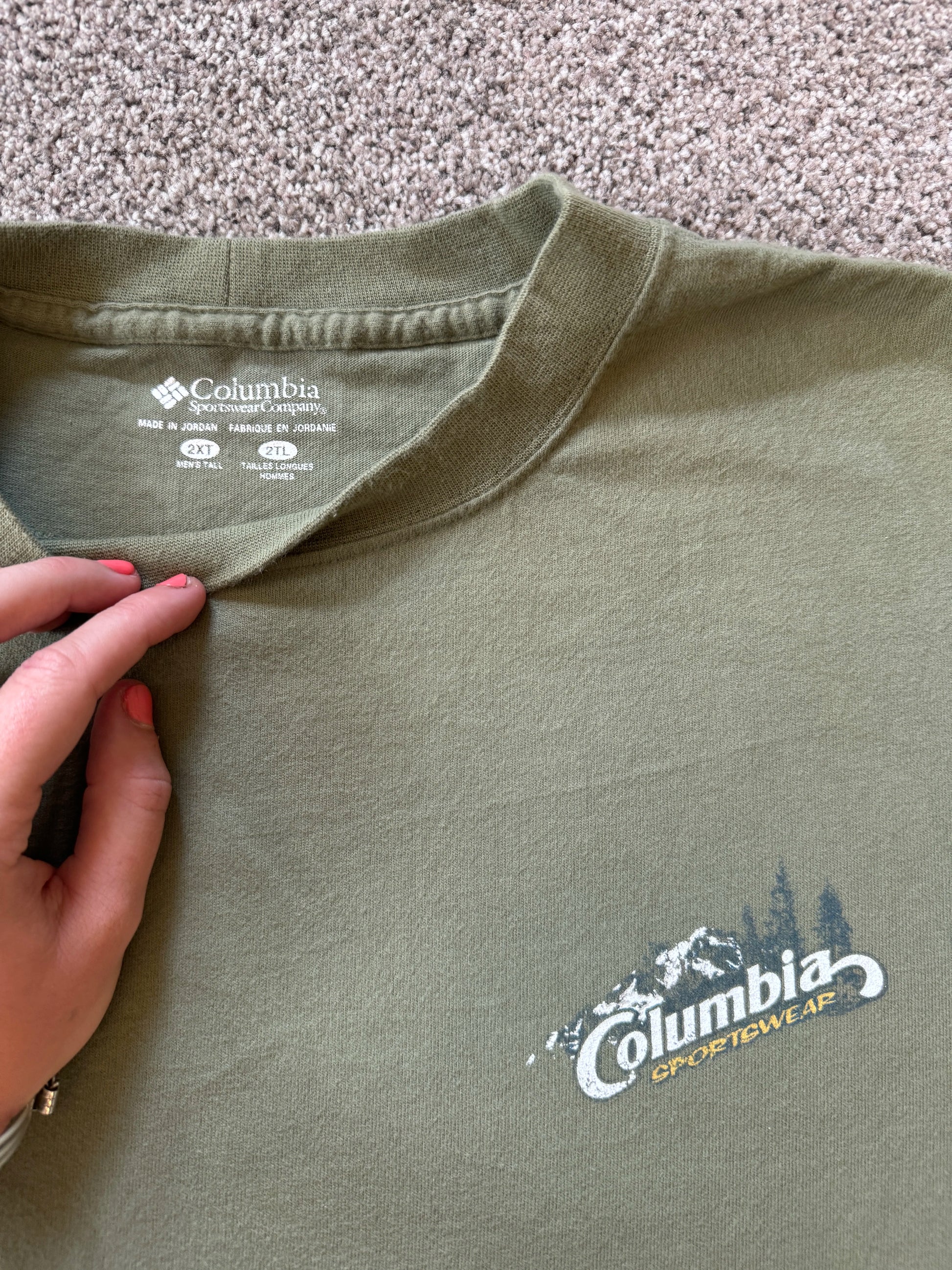 2XLT Columbia Mt. Hood Green Graphic T-Shirt