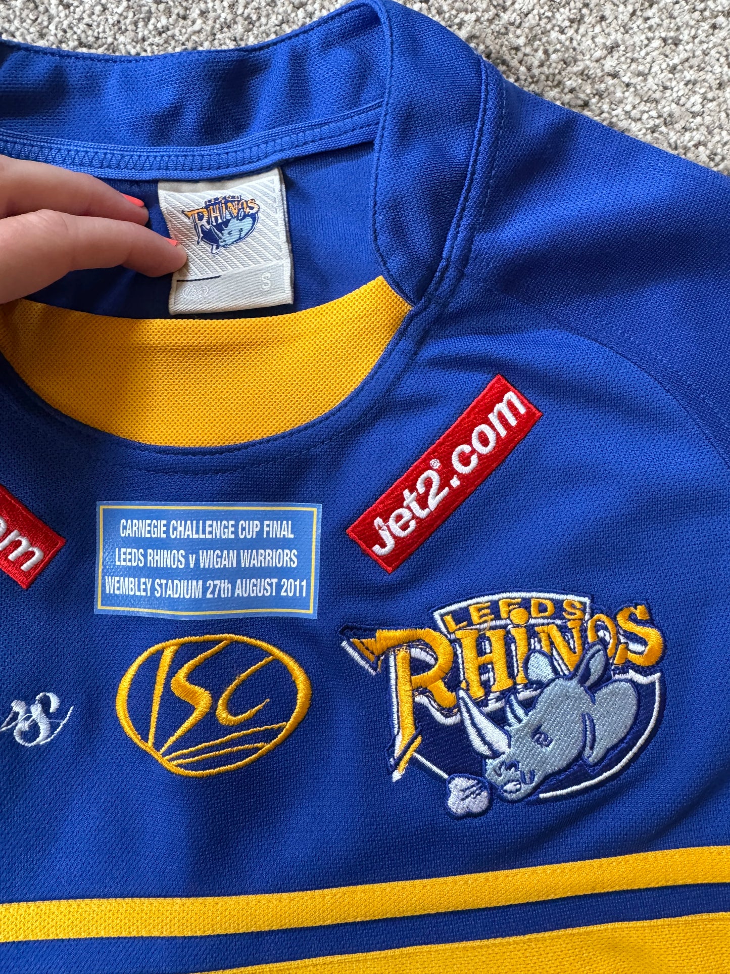 Small Blue Leeds Rhinos Carnegie Challenge Cup 2011 Rugby Shirt