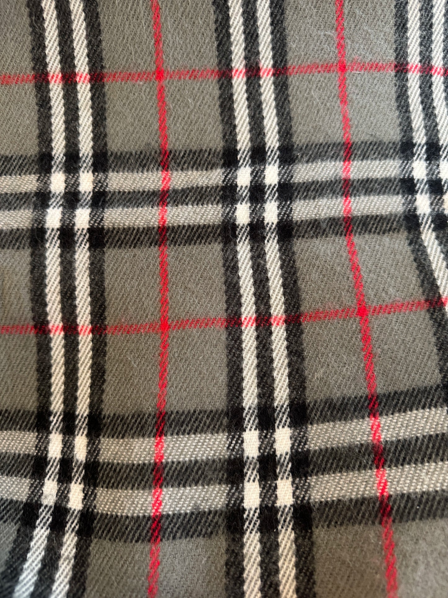 Burberry Lambswool Grey Scarf