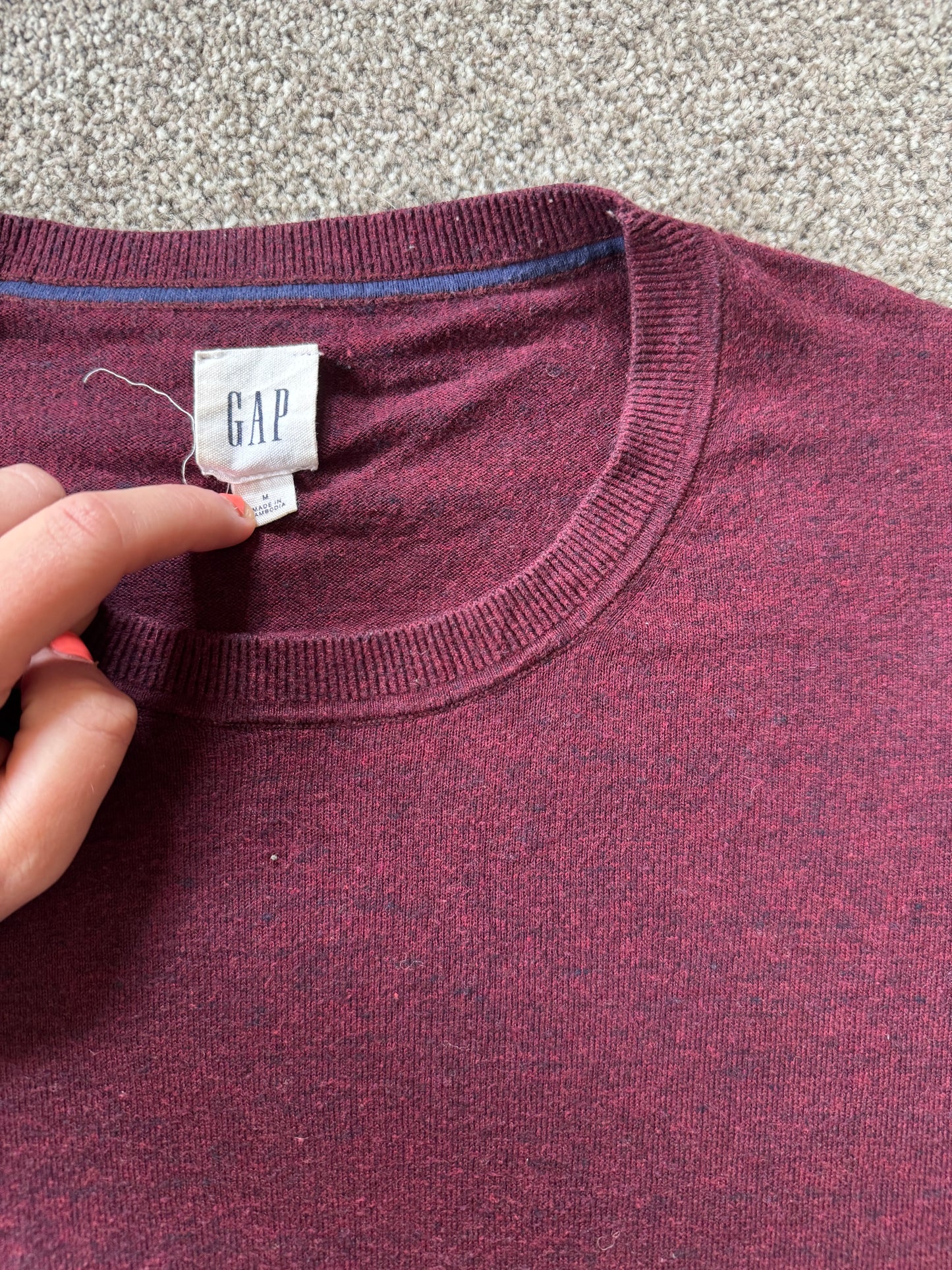 Medium Gap Burgundy Thin Jumper