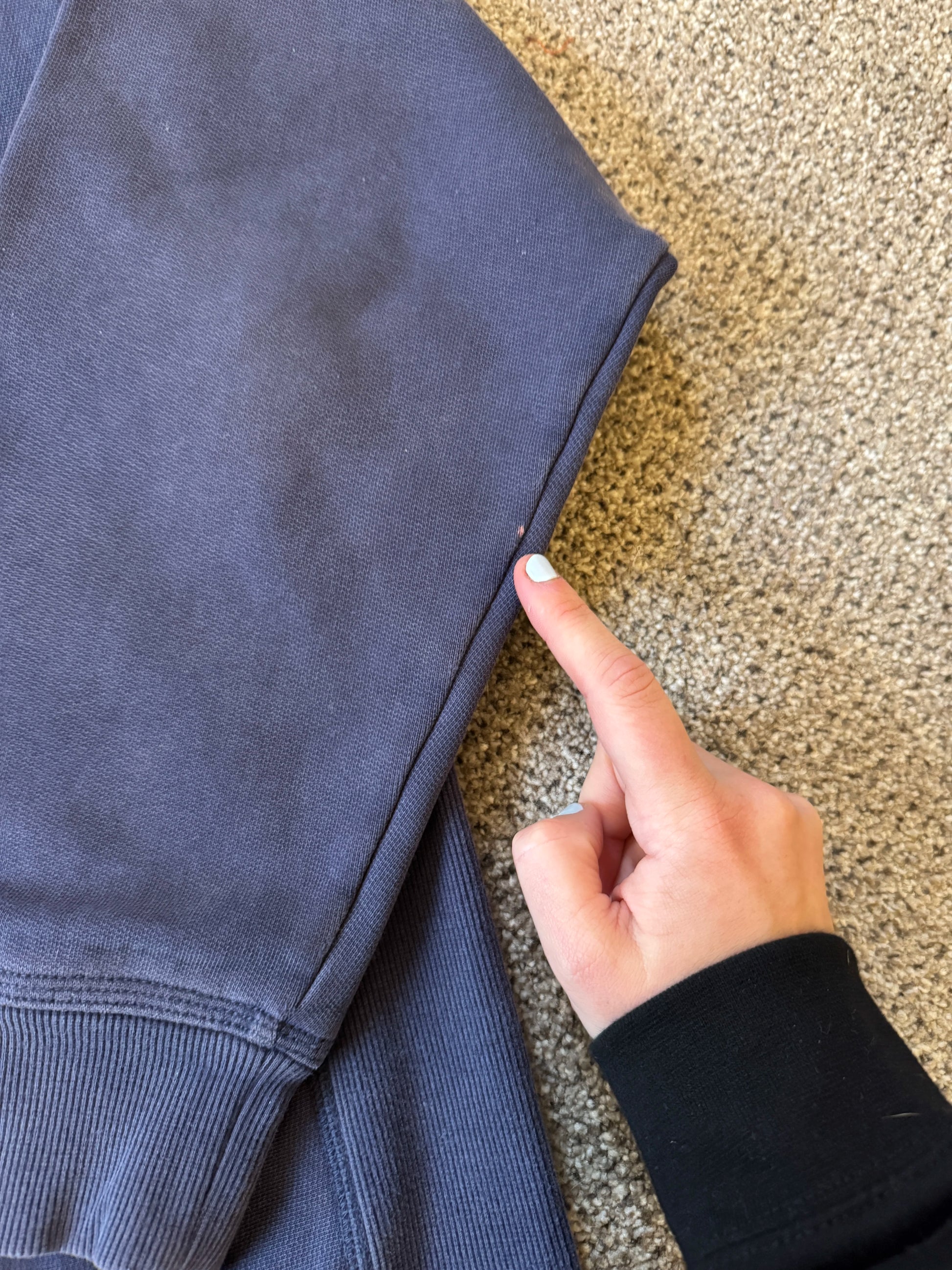 Large Carhartt Navy Sweatshirt