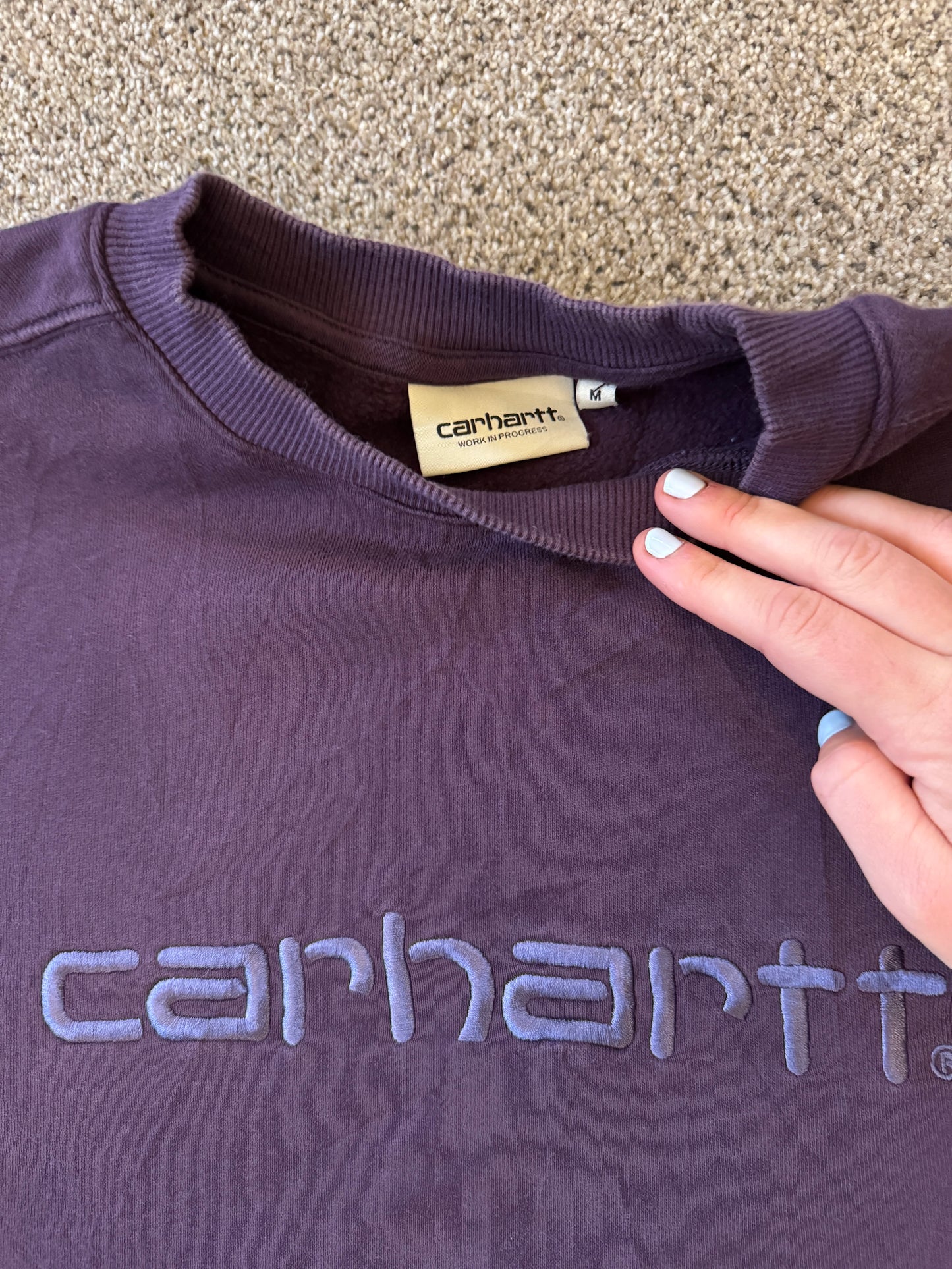 Medium Carhartt Purple Sweatshirt