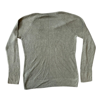 Woman's Medium Gap Green Thin Knitted V-Neck Jumper