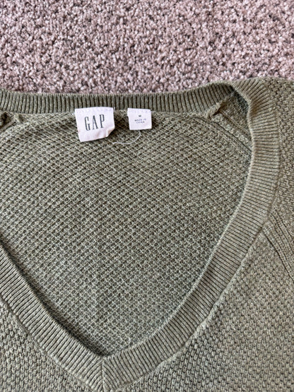 Woman's Medium Gap Green Thin Knitted V-Neck Jumper