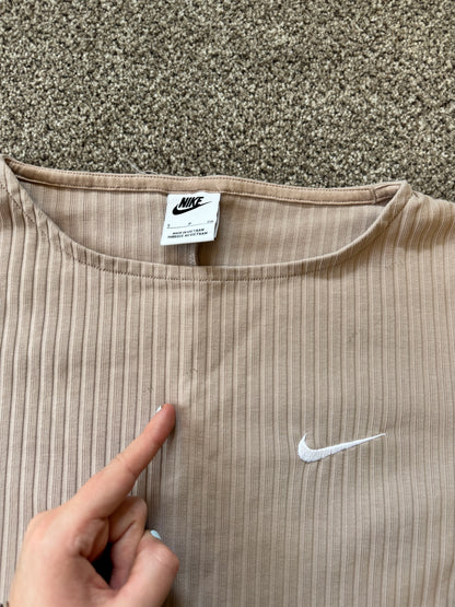 Woman's Small Nike Beige Flared Long Sleeved Sleeve T-Shirt