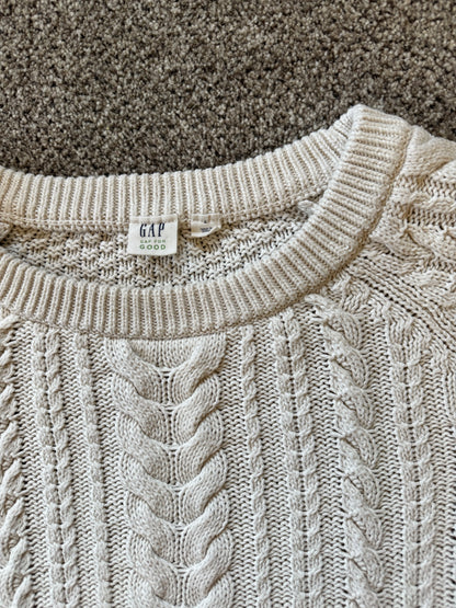 Woman's Large Gap Cream Cable Knit