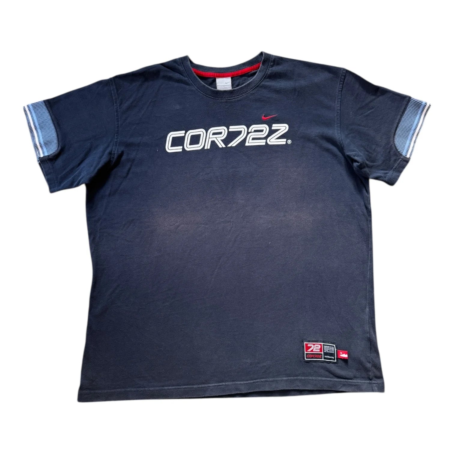 <p>XXL Nike Navy COR72Z T-Shirt</p>