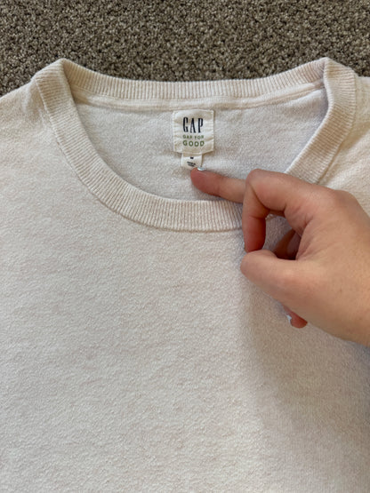 <p>Medium Gap Off-White Red Specked Thin Jumper</p>