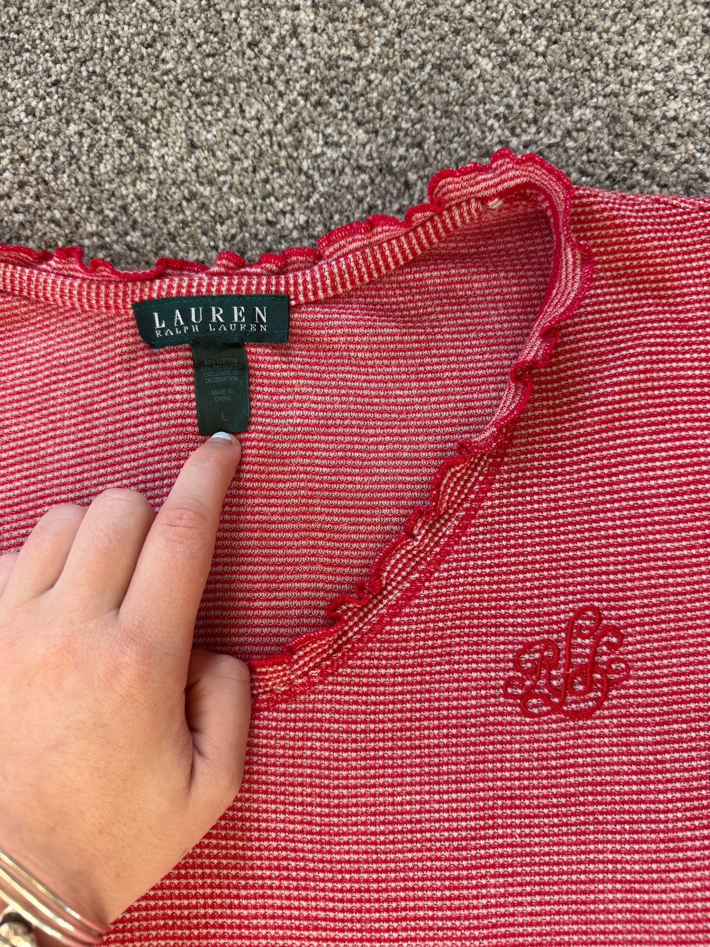 <p>Woman's Large Ralph Lauren Red Thin Top</p>