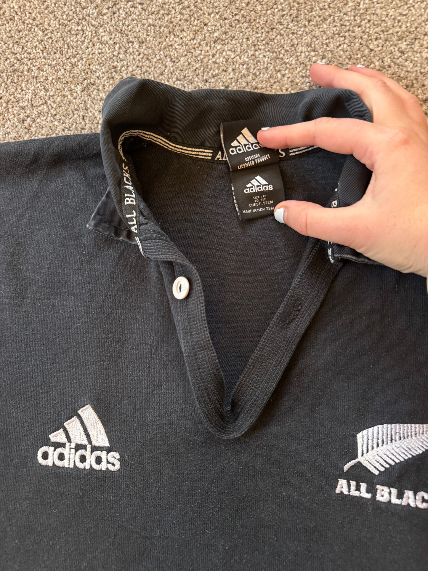 Small Adidas Black New Zealand All Blacks Rugby Shirt