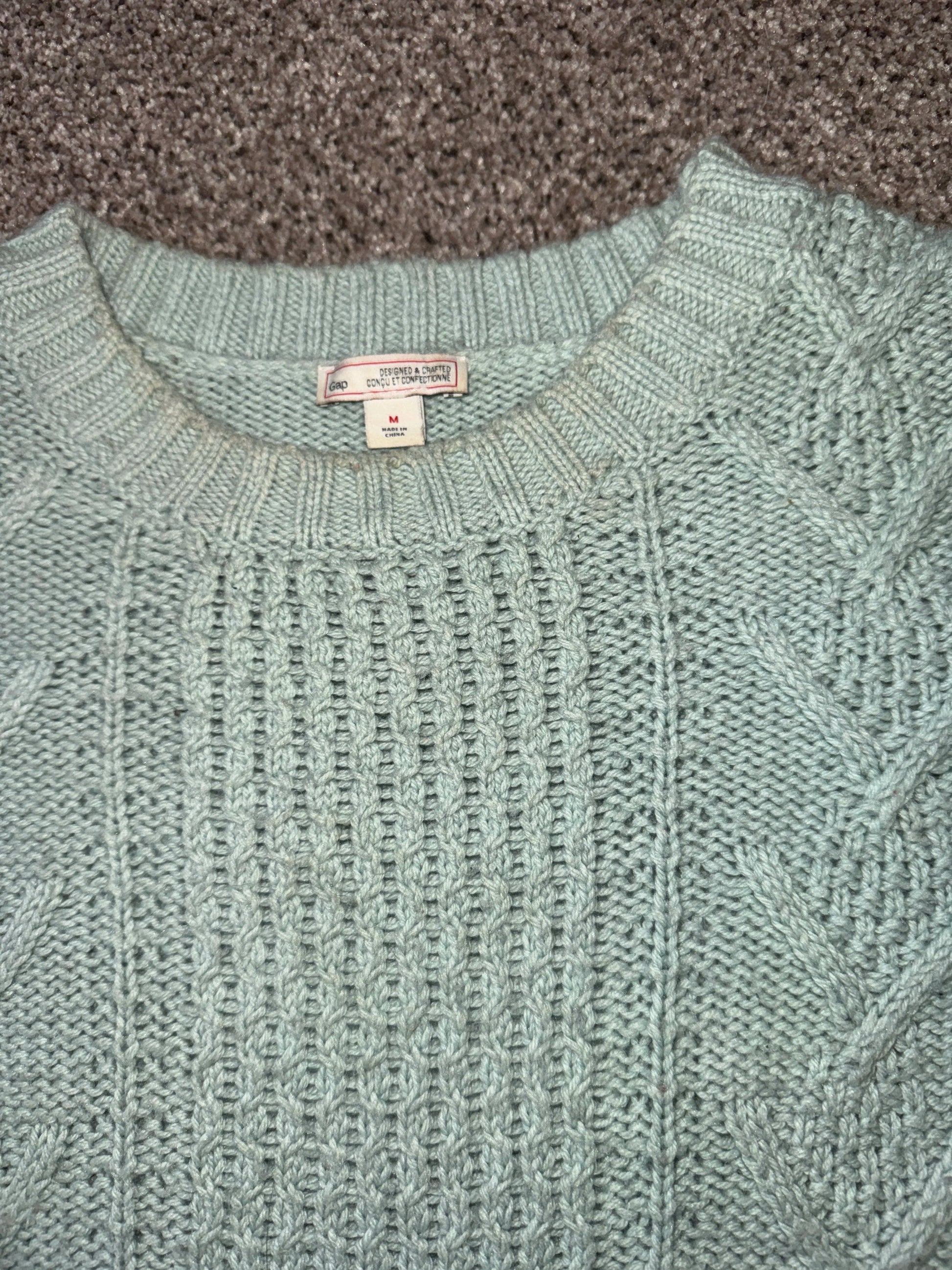 Woman's Medium Gap Green Cable Knit