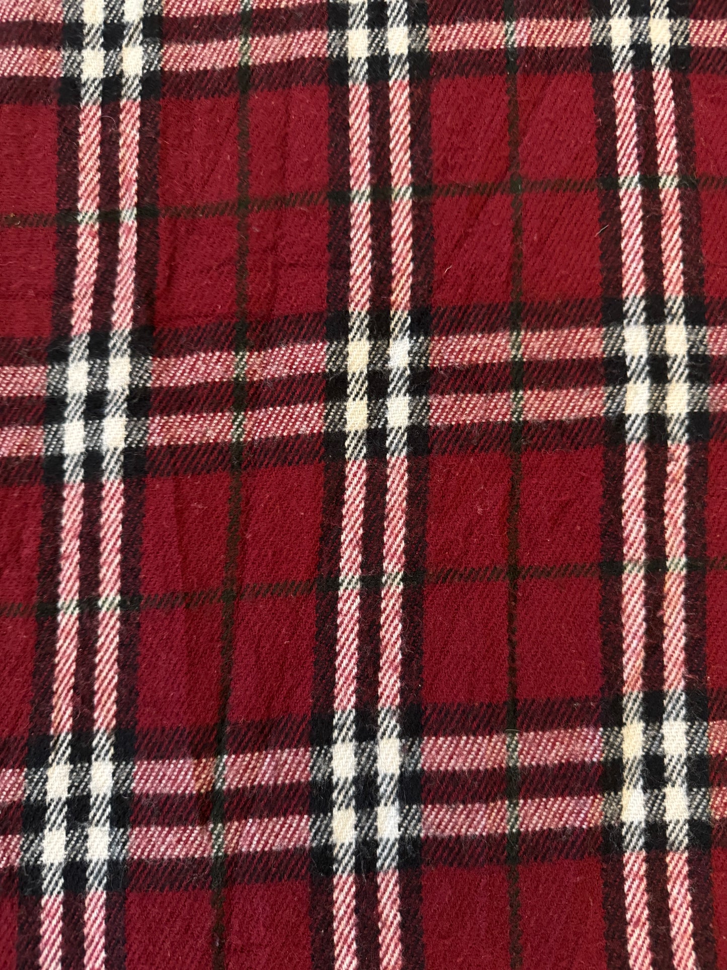 Burberrys Burgundy Lambswool Scarf