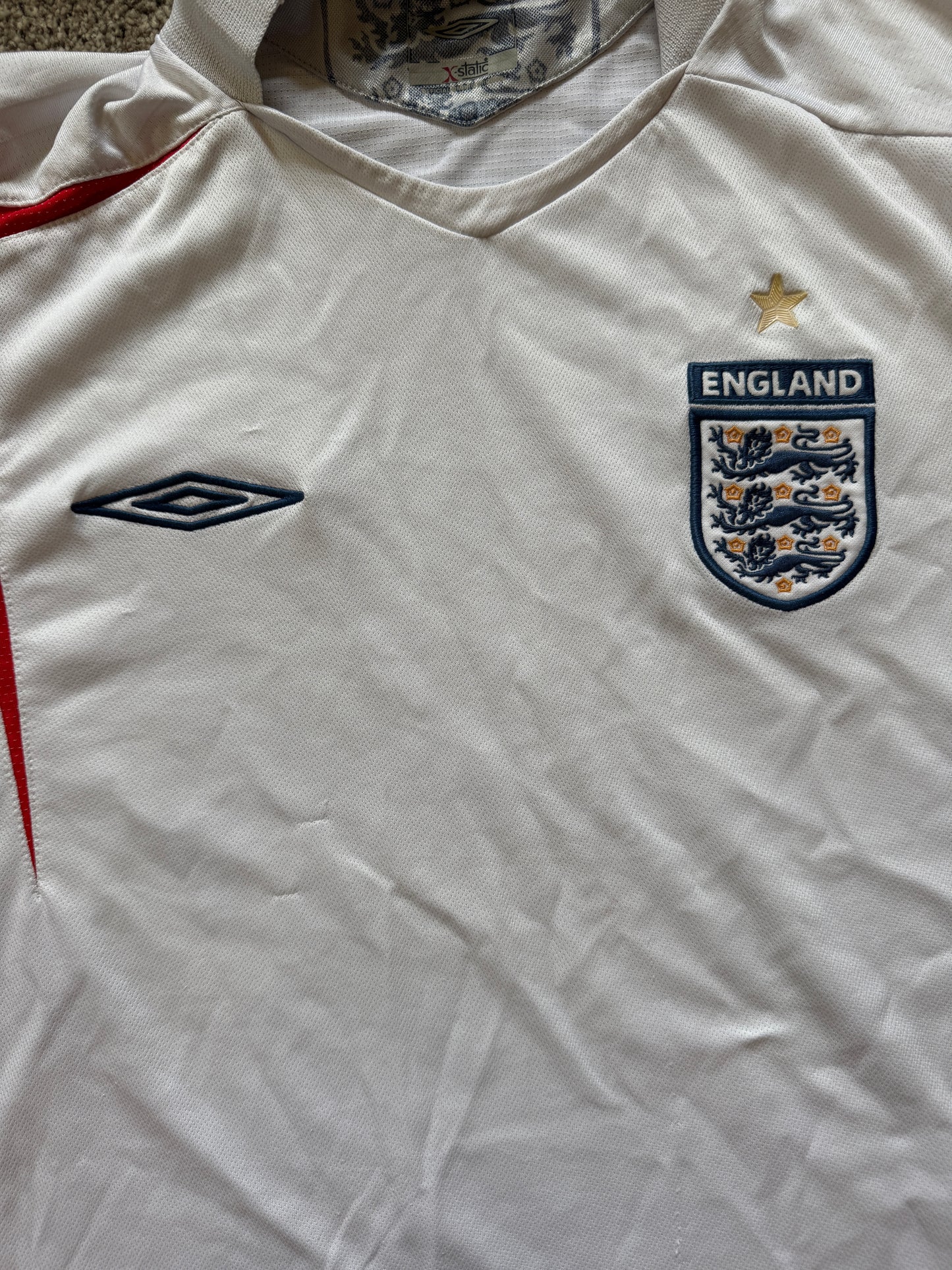 05-07 Medium White Umbro England Football Shirt