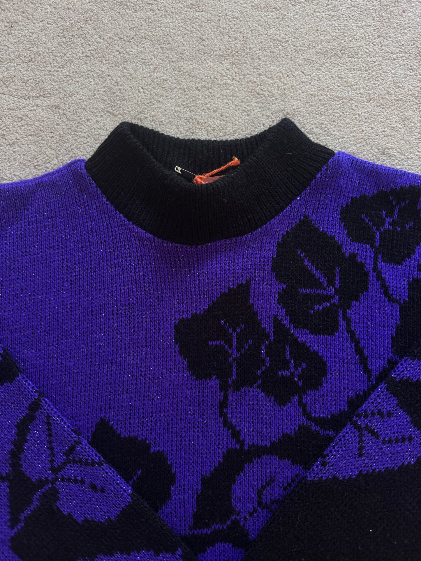 Small Blue and Purple Leaf Funky Knit