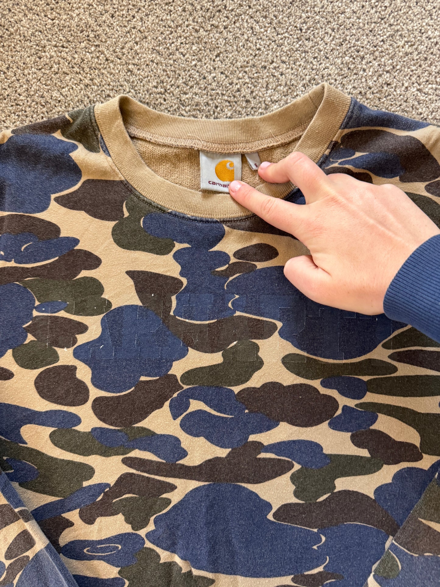 Small Carhartt Camo Sweatshirt