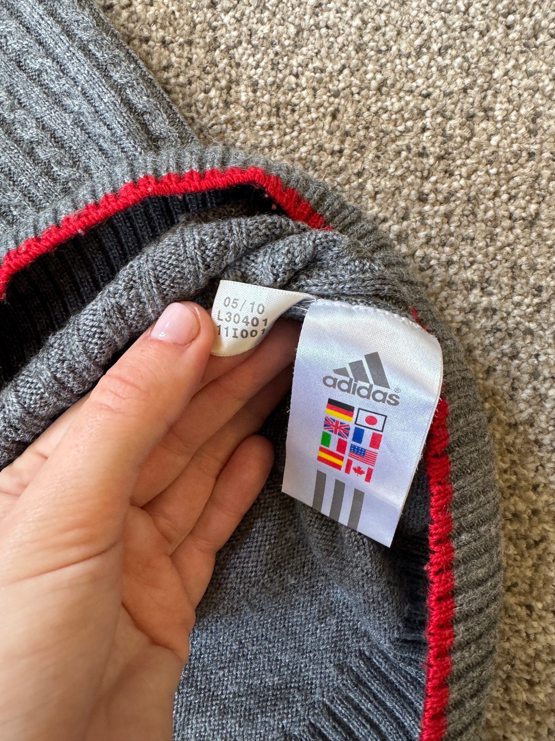 Medium Adidas Grey Sweater Vest