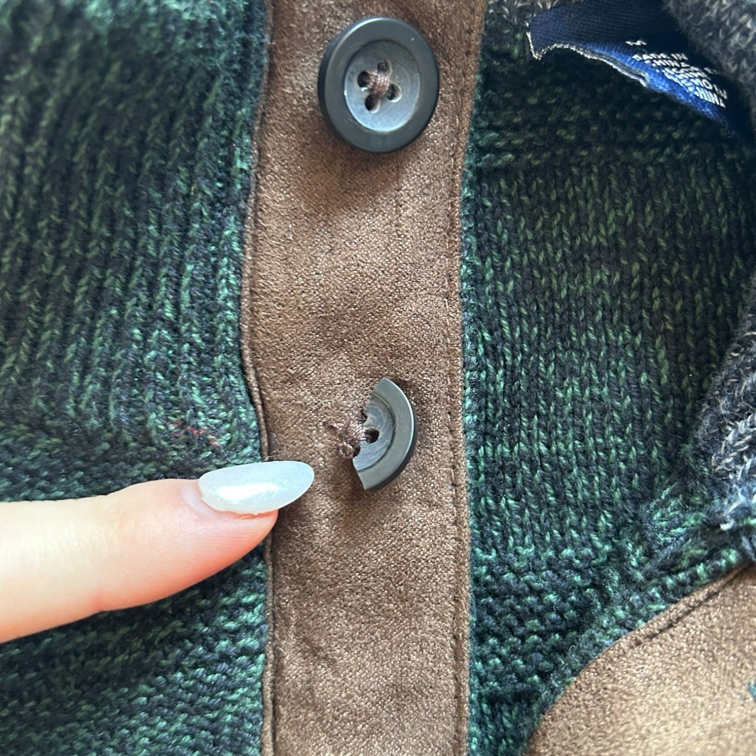 Medium Chaps Green 1/4 Button Jumper