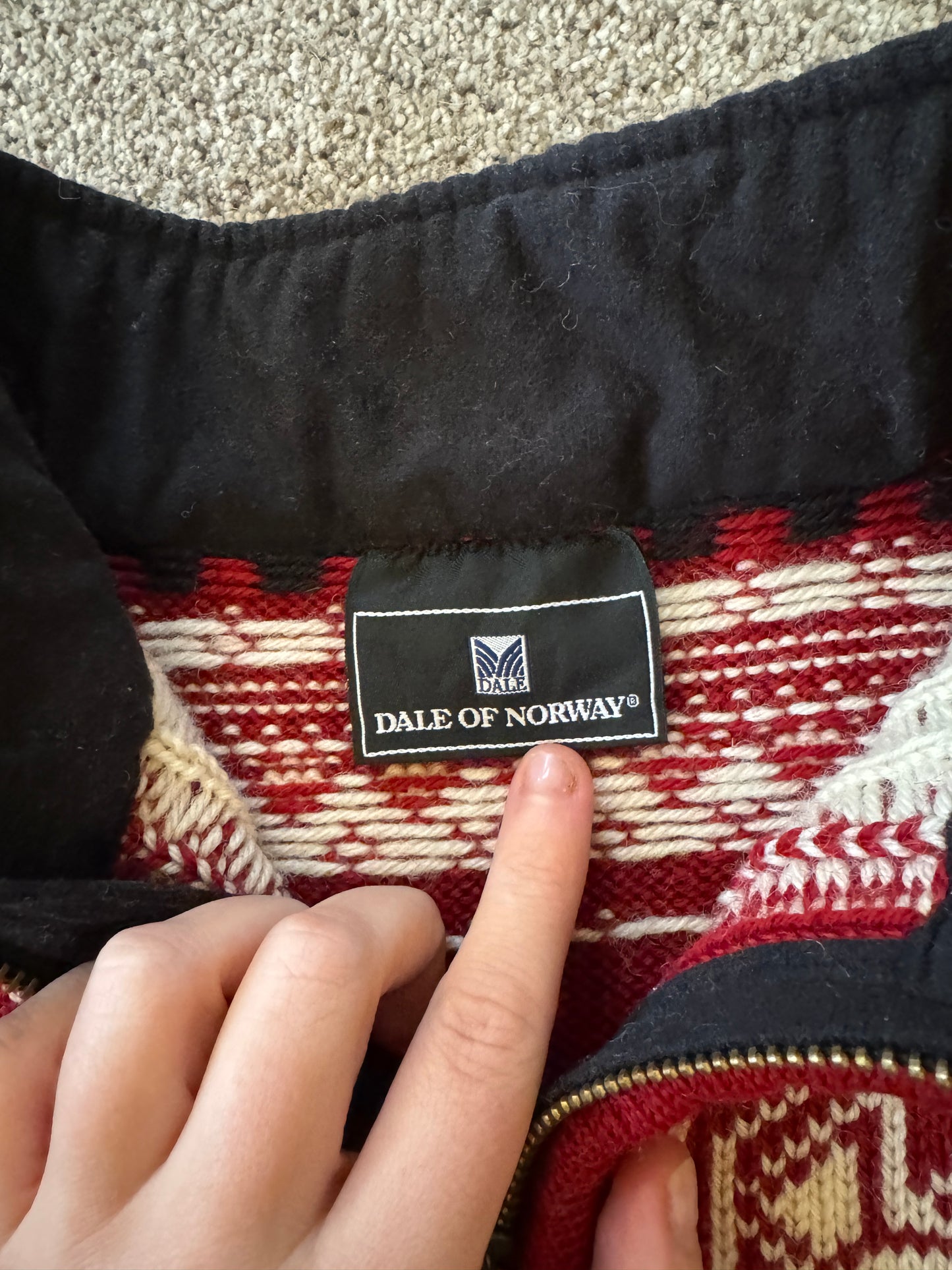 Woman's Large Dale Of Norway Red Wool Fair Isle Knitted 1/4 Zip