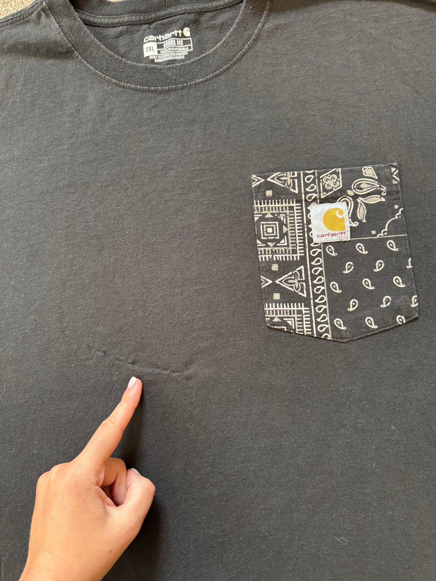 XXL Loose Fit Carhartt Black Bandana Style Pocket T-Shirt