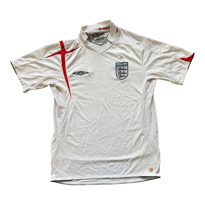 05-07 Medium White Umbro England Football Shirt