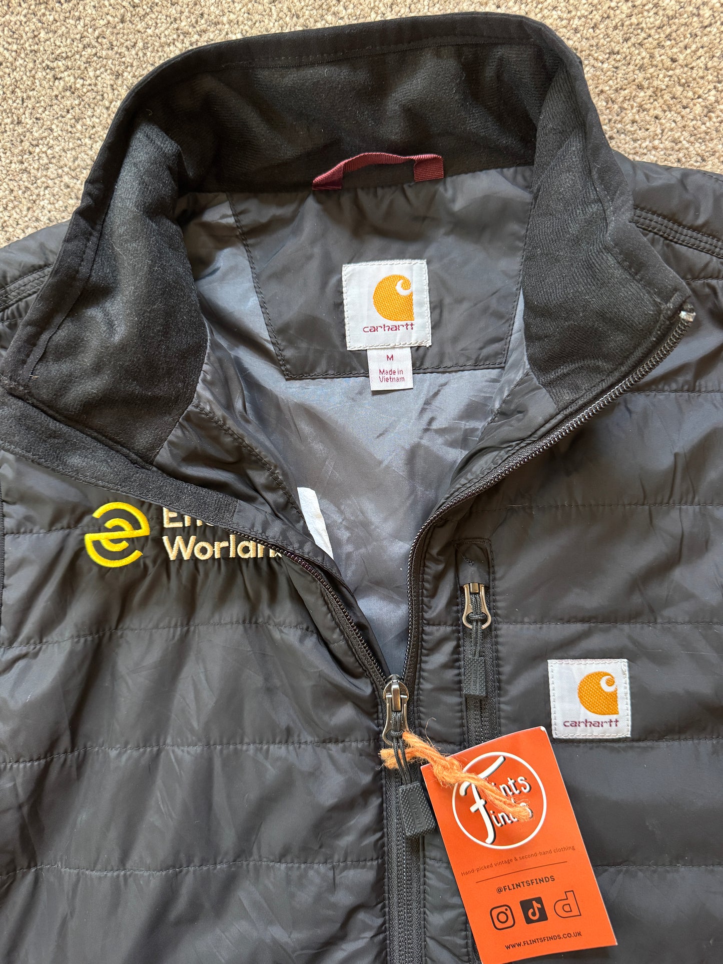 Medium Carhartt Black Gilliam Rain Defender Lightweight Insulated Gilet