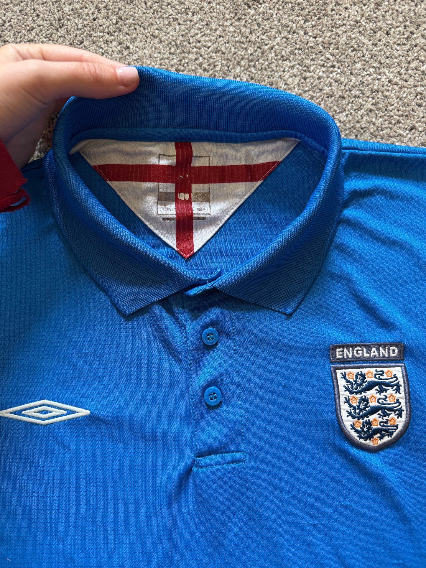 2006-07 Large Umbro Blue England Football Polo Shirt - Lots of pulls