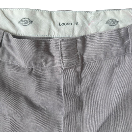 Size 38 Dickies Grey Loose Fit Shorts