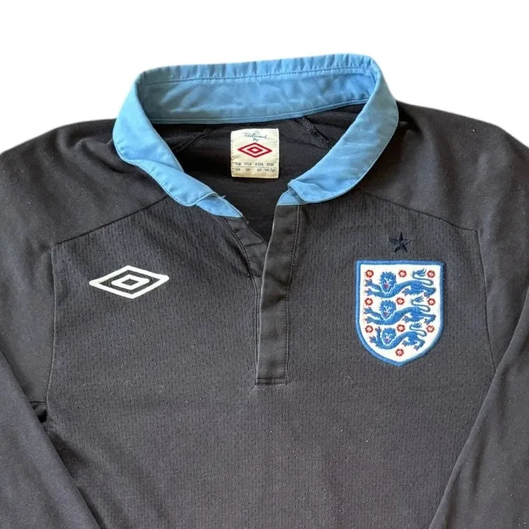 Medium Umbro Black England Football Shirt