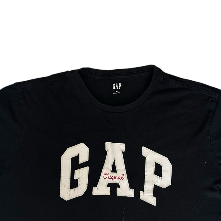 Medium Gap Black T-Shirt
