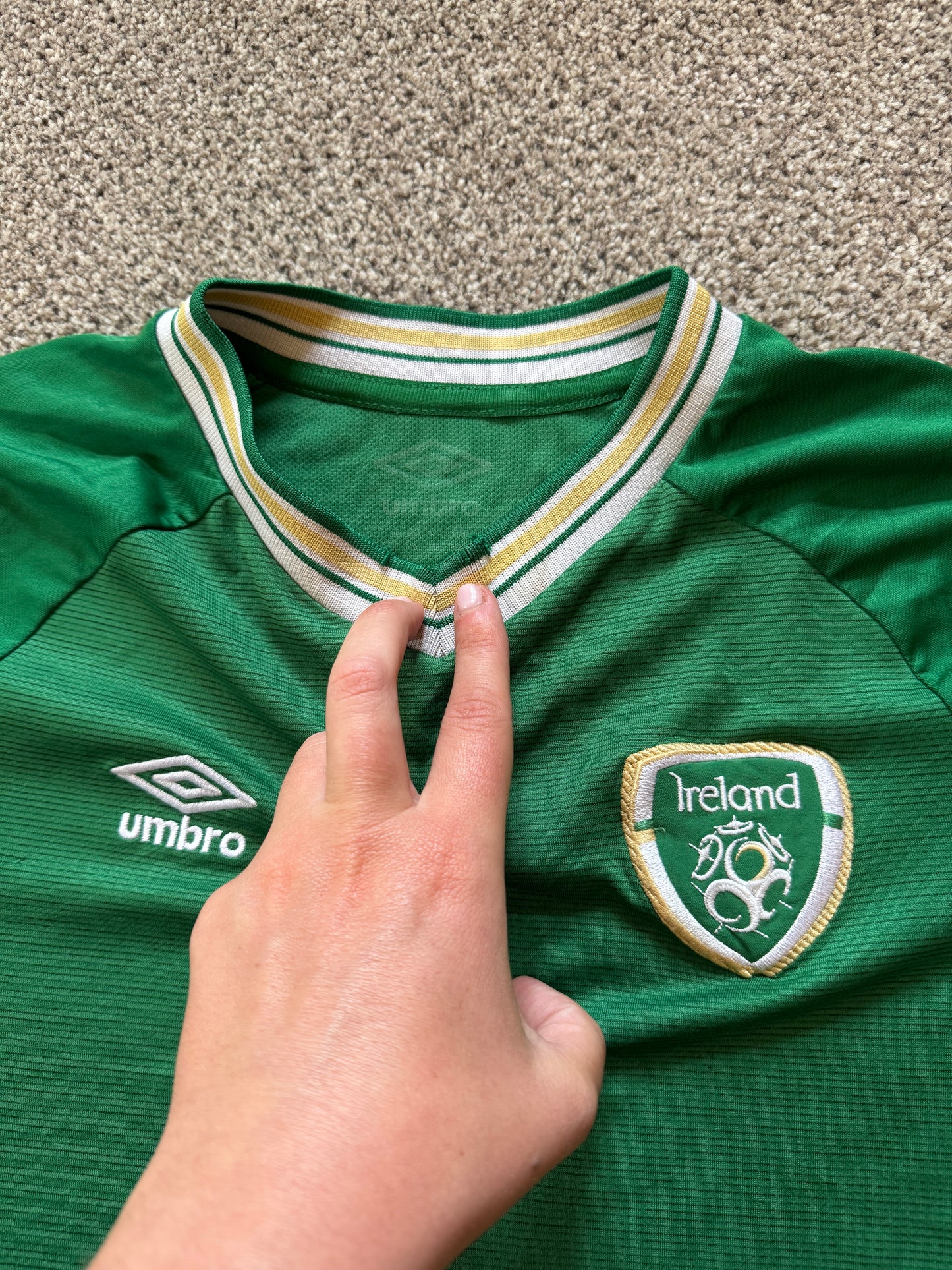 Youth Extra large Umbro Green Ireland Football Shirt