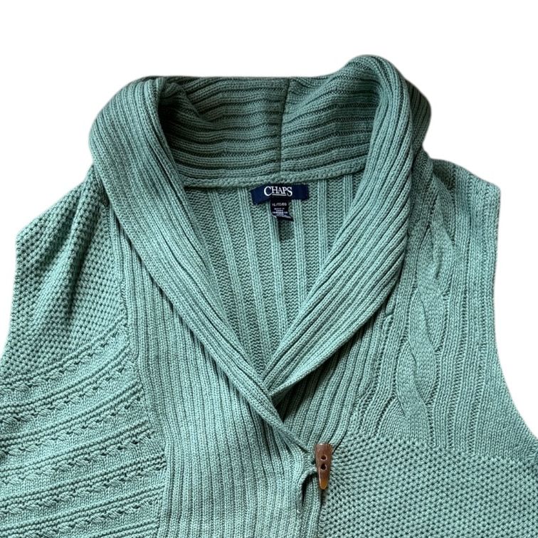 Woman's Extra large Chaps Green Sleeveless Cardigan