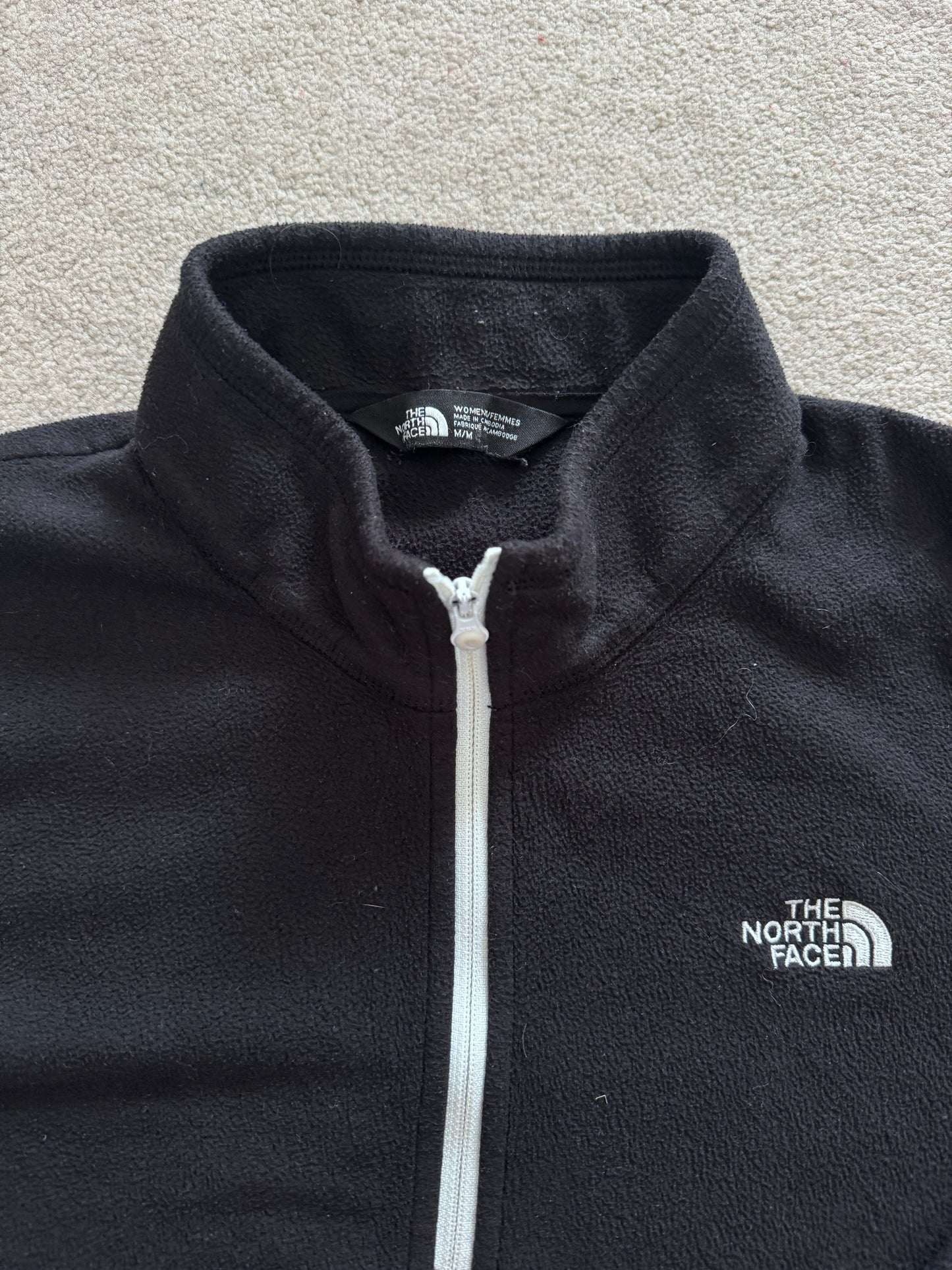 Woman's Medium The North Face Black 1/4 Zip Fleece
