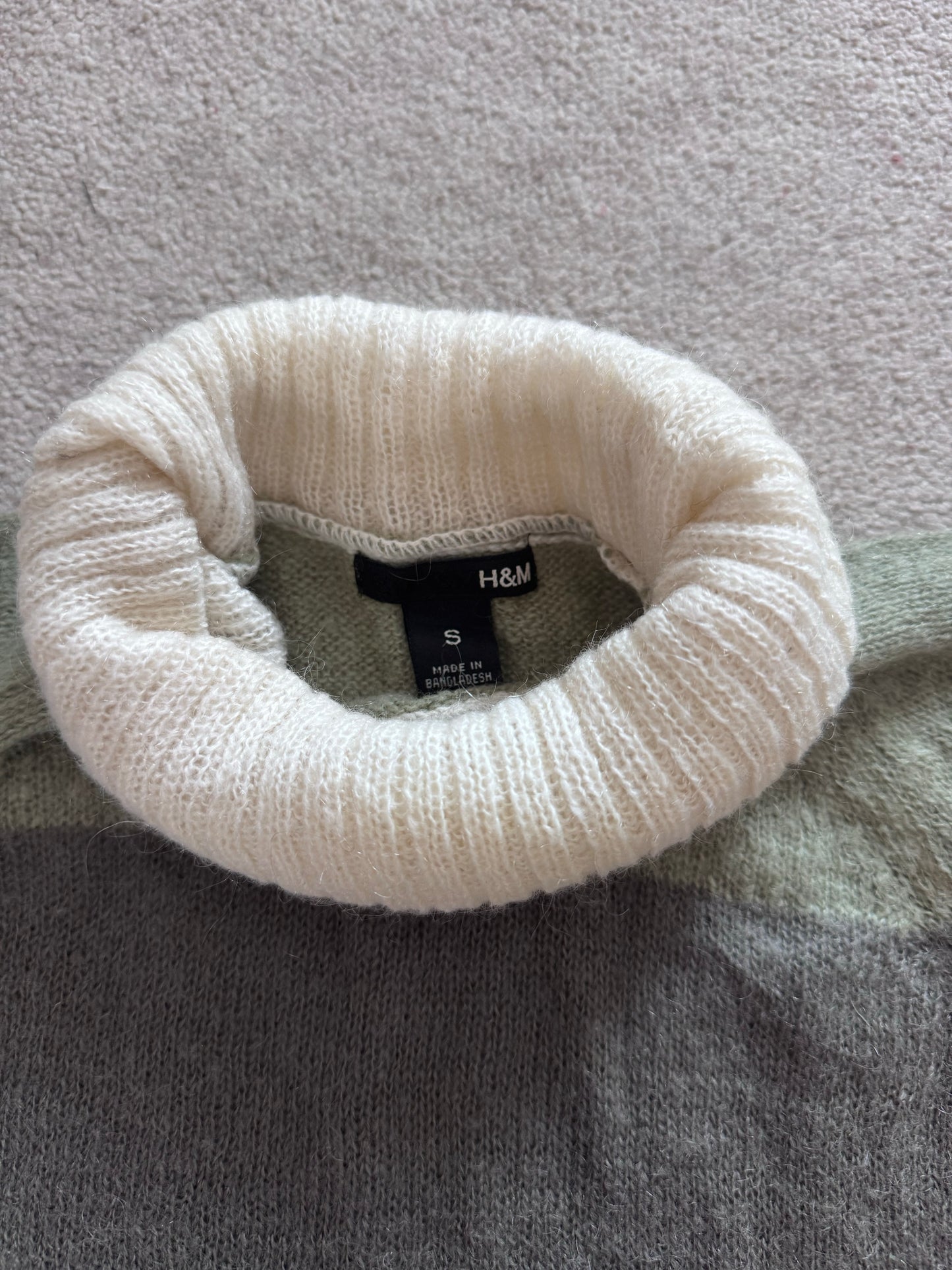 Woman's Small H&M Green and Grey Knitted Turtle Neck Jumper